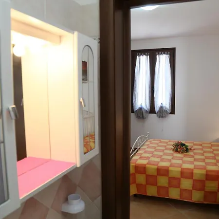 Apartment Damiavacanze Casa Vacanza Al Mare A *